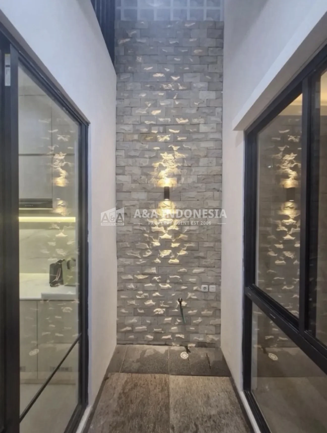 Disewakan Rumah 2 Lantai Amesta Living Surabaya Timur — LT 5x12, Semi Furnished-SHM-Siap Huni - Thumbnail 4