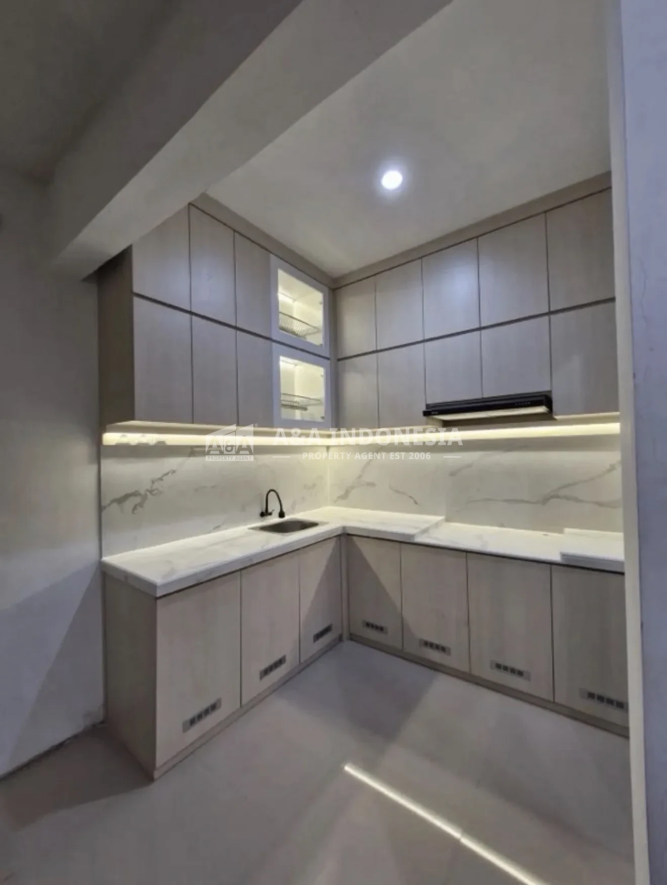 Disewakan Rumah 2 Lantai Amesta Living Surabaya Timur — LT 5x12, Semi Furnished-SHM-Siap Huni - Thumbnail 5