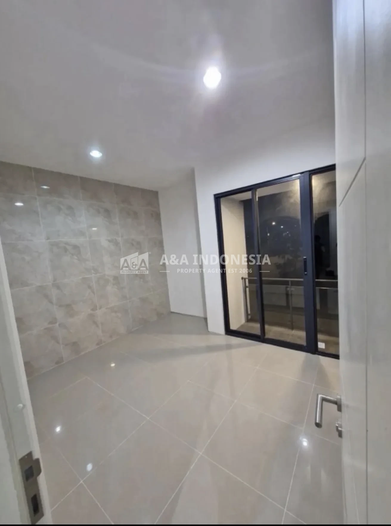 Disewakan Rumah 2 Lantai Amesta Living Surabaya Timur — LT 5x12, Semi Furnished-SHM-Siap Huni - Thumbnail 6