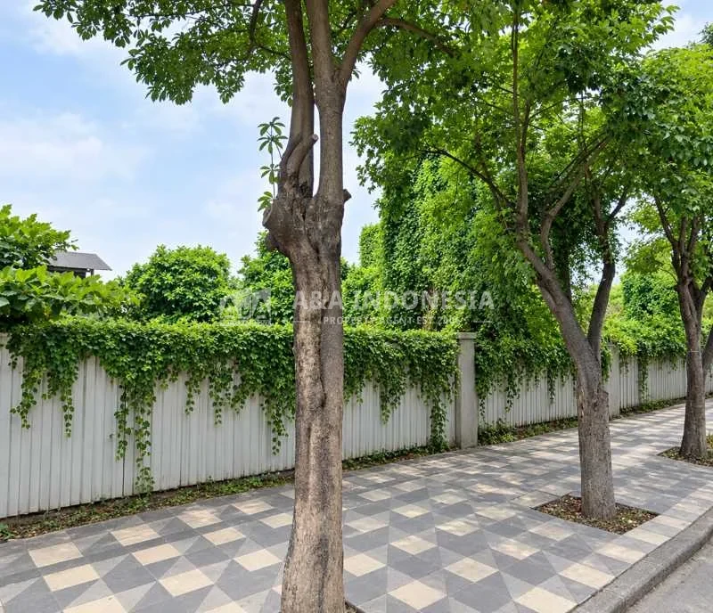 Dijual Tanah Strategis Nol Jalan Mayjend Sungkono Surabaya Barat