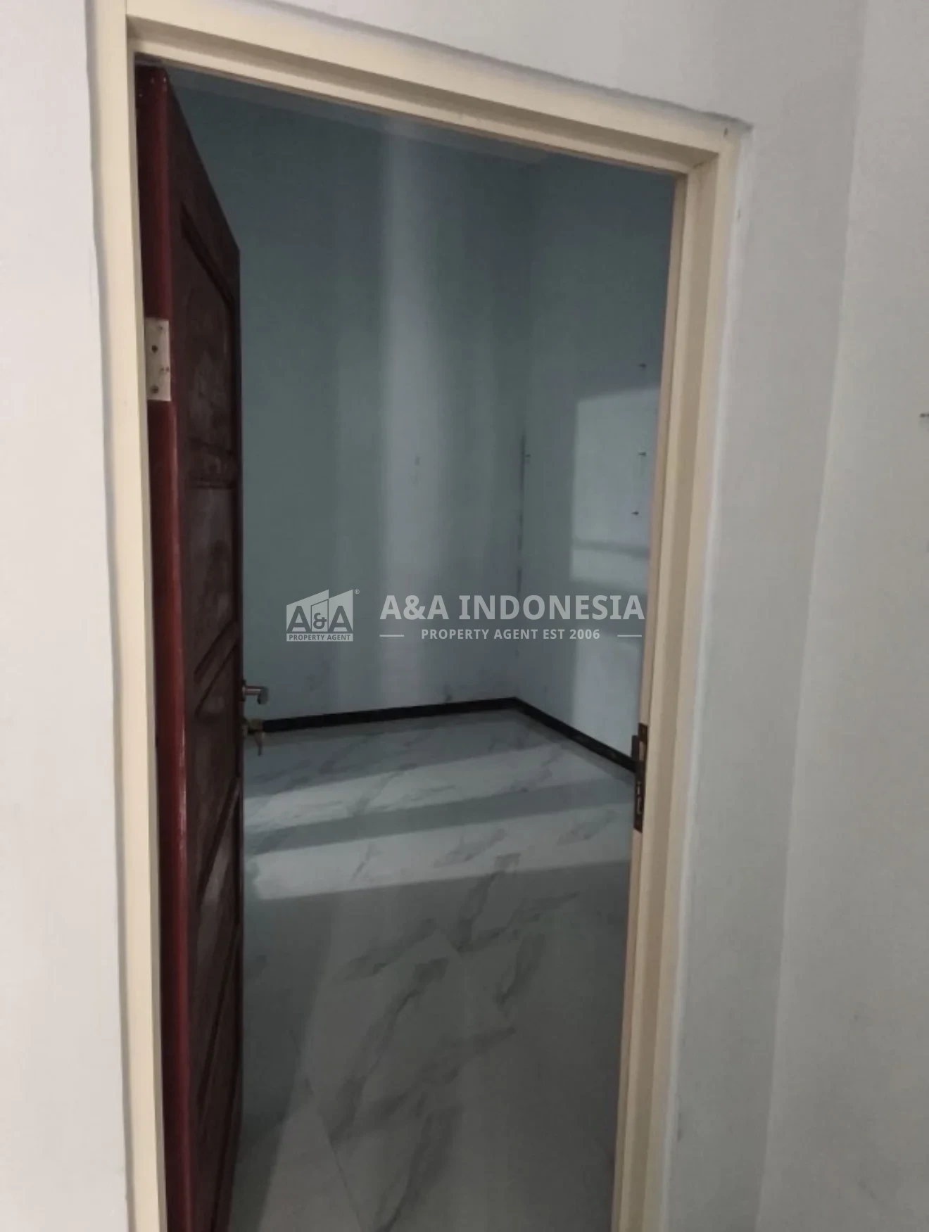 Dijual Rumah 1 Lantai Puri Savira Sidoarjo — LT 8×15 m (120 m²), 3 KT, SHM, Hadap Selatan, Carport, Row Jalan 7 Meter - Thumbnail 4