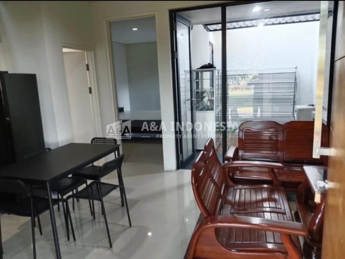 Dijual / Disewakan Rumah Full Furnish 2 Lantai SHM – 2 KT, Club House & Kolam Renang - Thumbnail 5