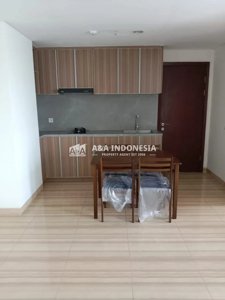 Dijual Apartment Lokasi Strategis Full Furnish Grand Sungkono Lagoon Surabaya Barat - Image 1
