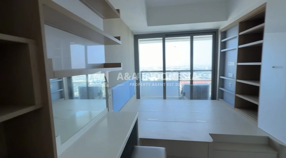 Dijual Apartemen Laviz Pakuwon Indah Surabaya Barat Connecting Mall Private Lift - Thumbnail 3