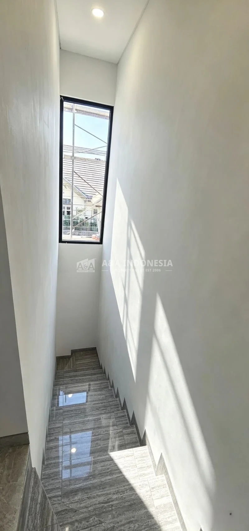DIJUAL RUMAH BARU 100% GRESS DI NIRWANA EKSEKUTIF – SURABAYA TIMUR - Thumbnail 5