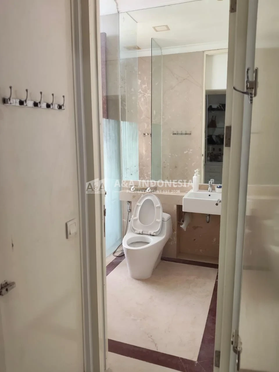 Dijual Rumah Mewah La Ritz Ville Pakuwon Indah Surabaya Barat - Thumbnail 3