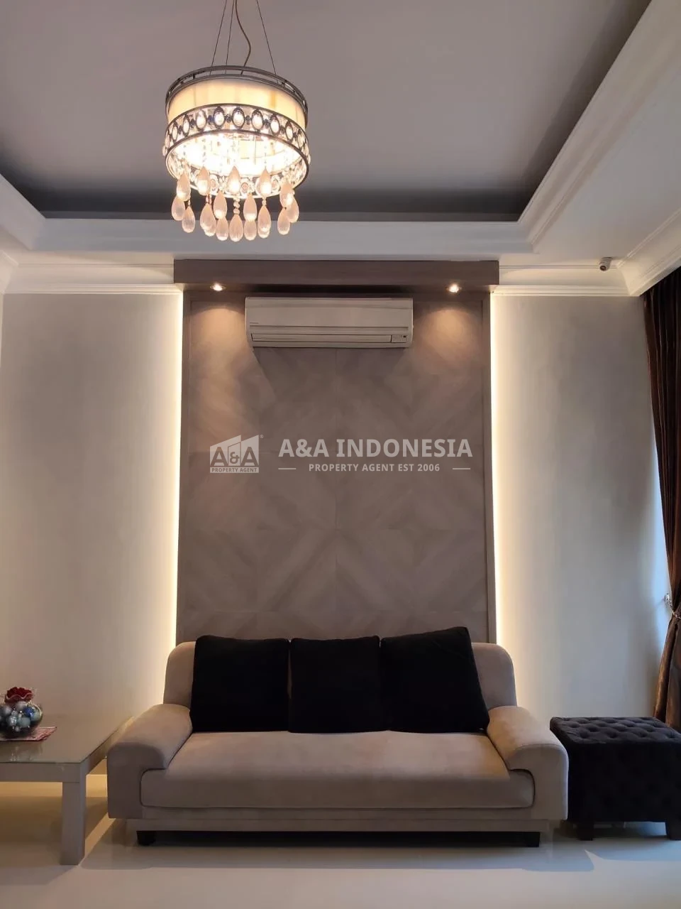 Dijual Rumah Mewah La Ritz Ville Pakuwon Indah Surabaya Barat - Thumbnail 8
