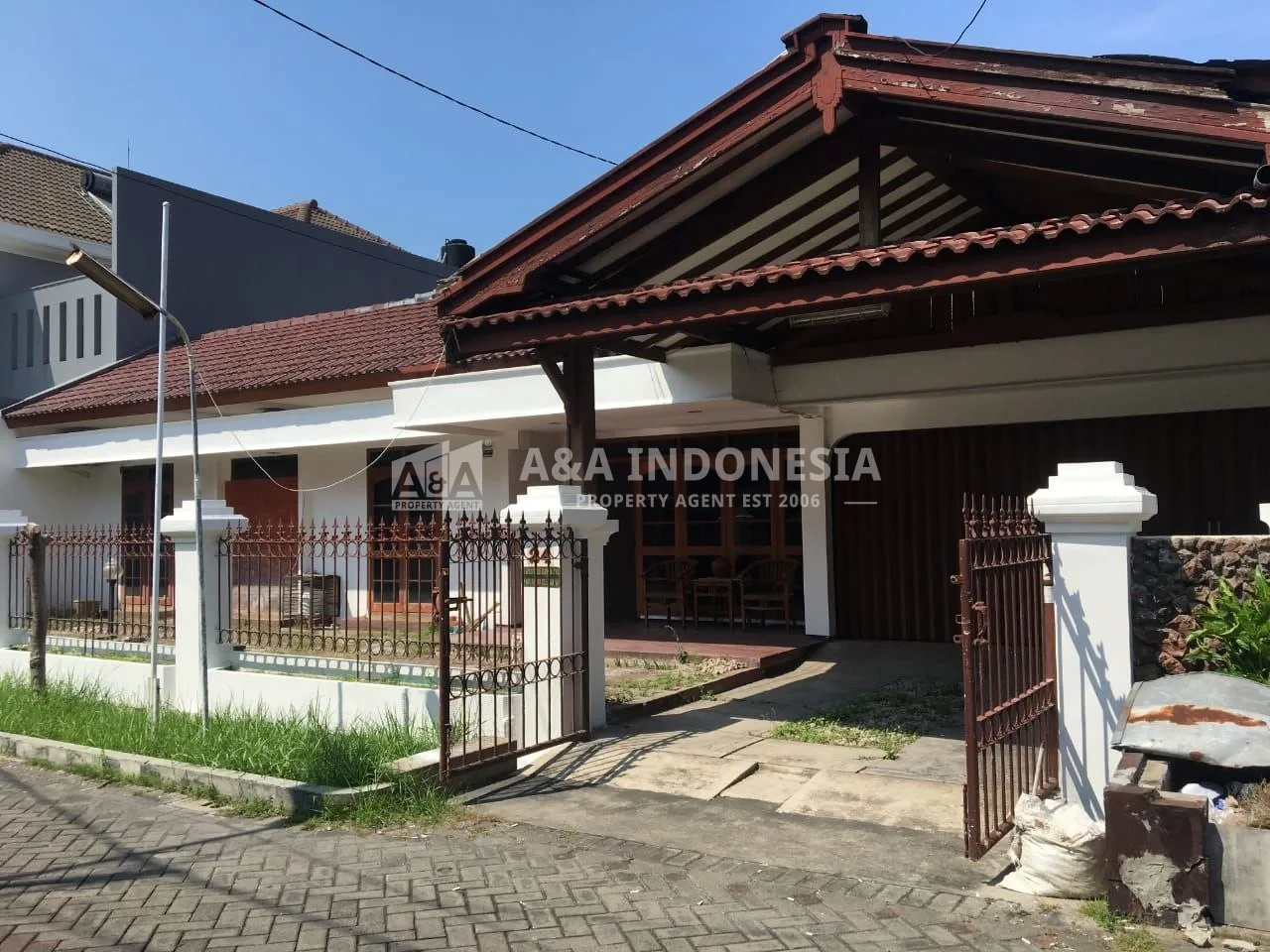 Dijual Rumah Murah Lokasi Strategis dan Siap Huni Semolowaru Tengah Surabaya Timur