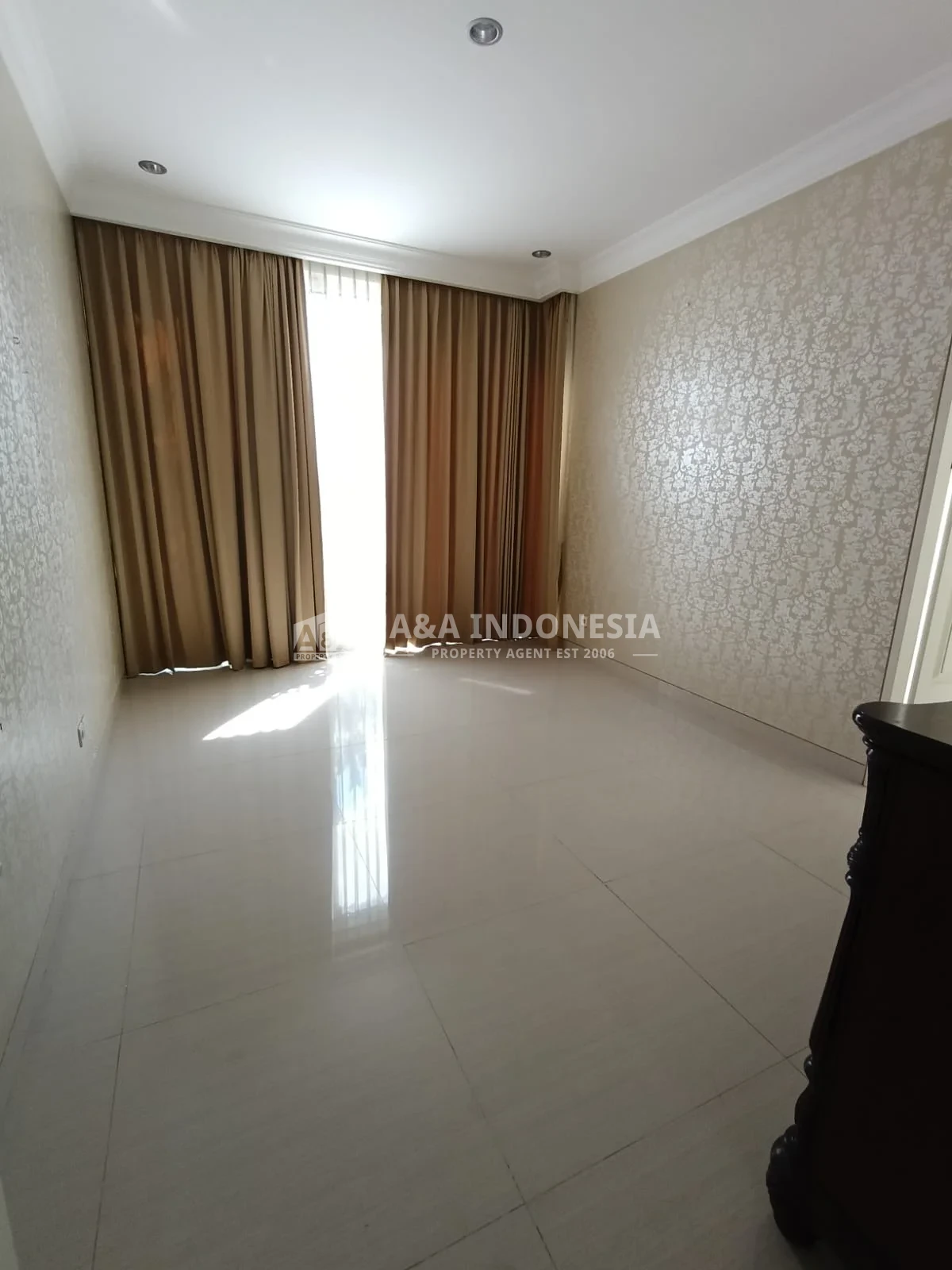 Dijual Cepat Rumah Siap Huni Pakuwon Indah Lontar Surabaya Barat - Thumbnail 8