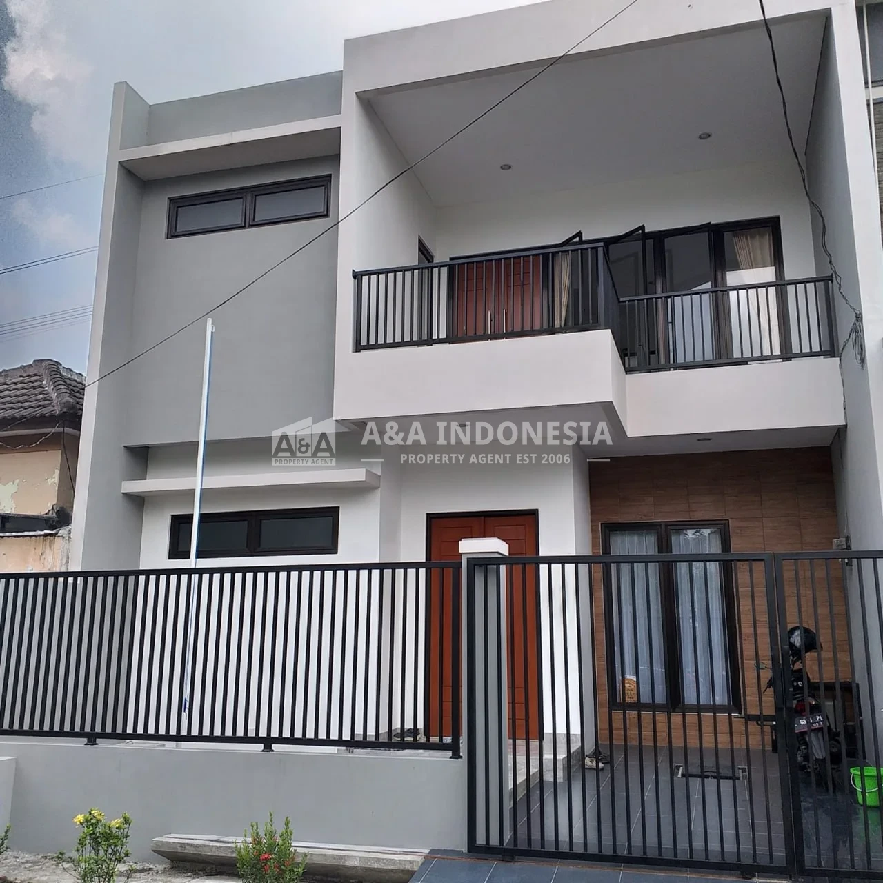Dijual Rumah Baru Siap Huni Di Permata Safira Regency, Jalan Menganti, Lidah Kulon, Surabaya Barat