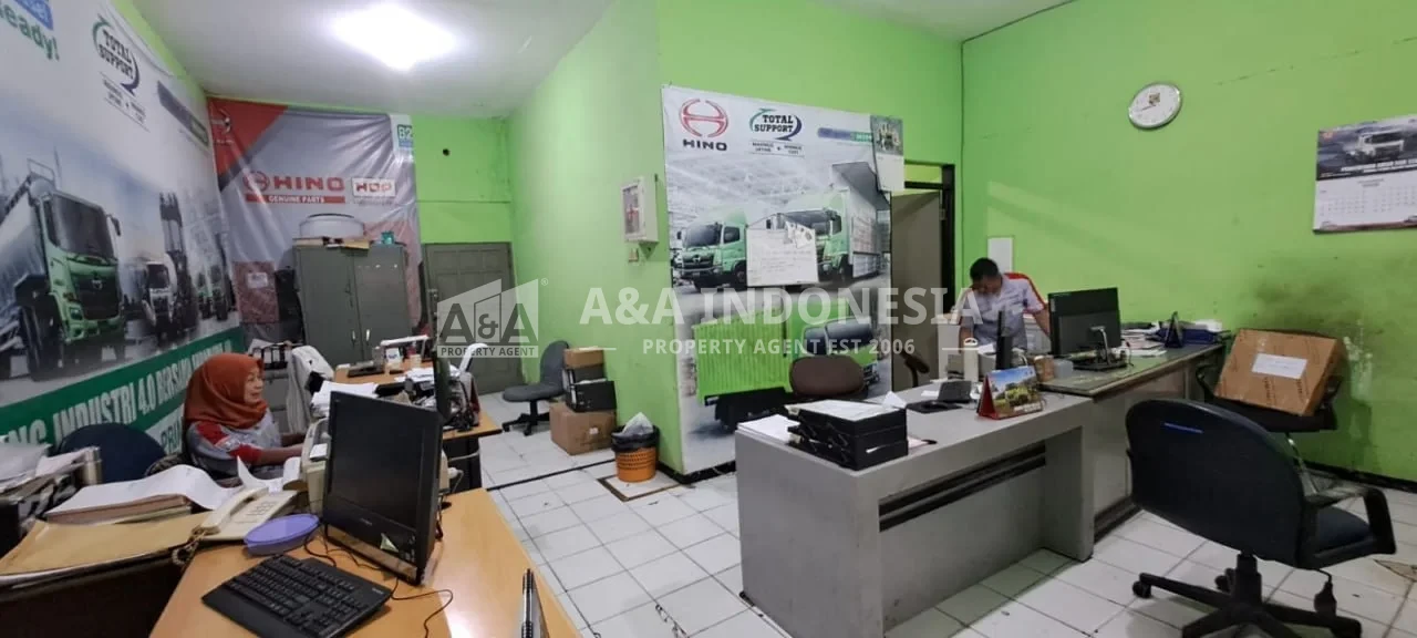 Disewakan Rumah Usaha di Jalan Raya Jemursari, Surabaya Selatan - Thumbnail 3