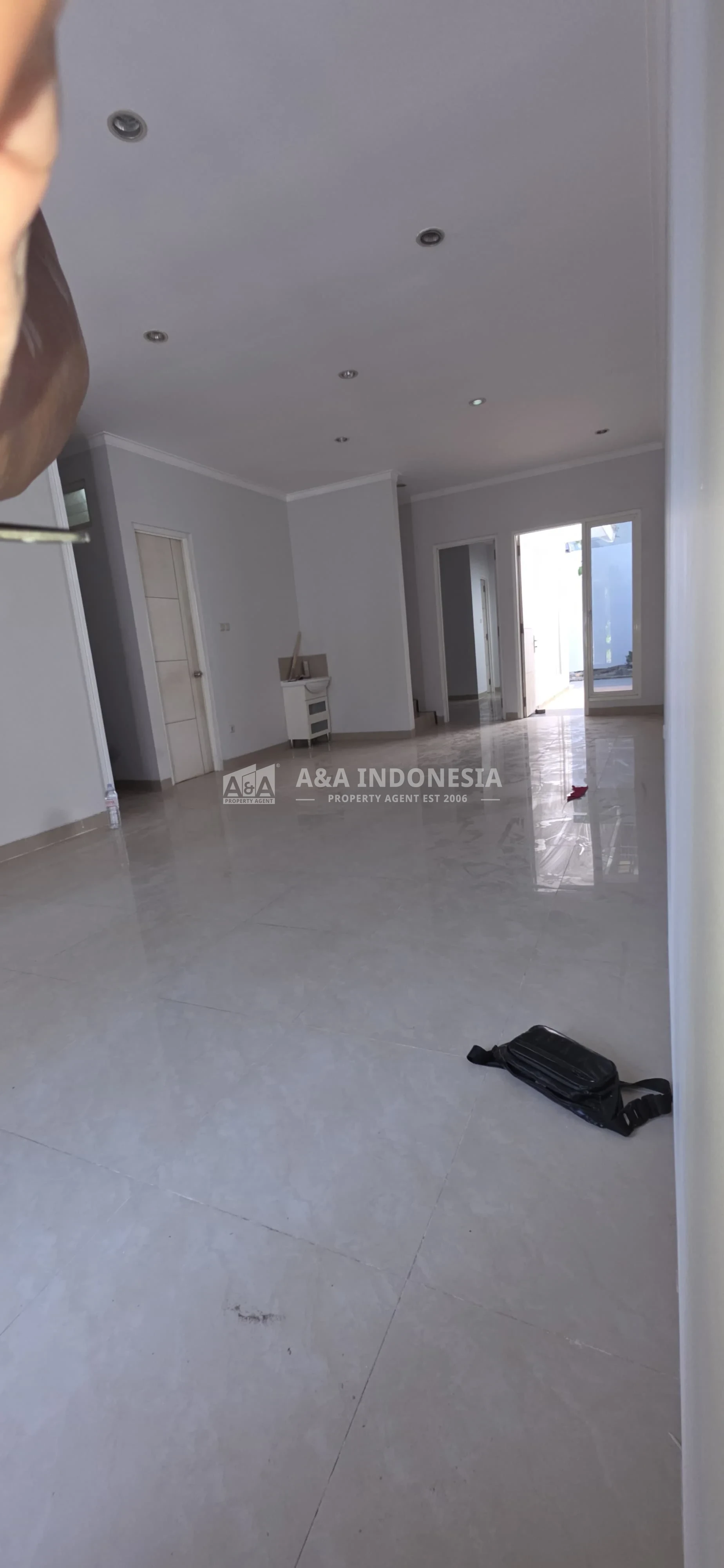 Disewakan Rumah 2 Lantai Bumi Marina Mas Tengah Keputih Surabaya Timur - Thumbnail 2