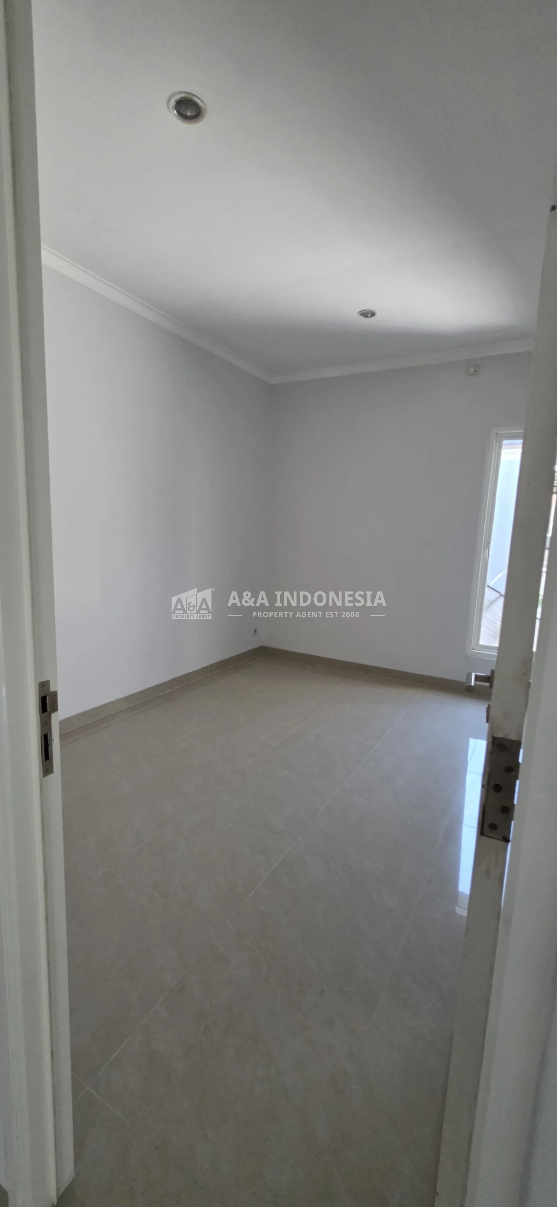 Disewakan Rumah 2 Lantai Bumi Marina Mas Tengah Keputih Surabaya Timur - Thumbnail 4