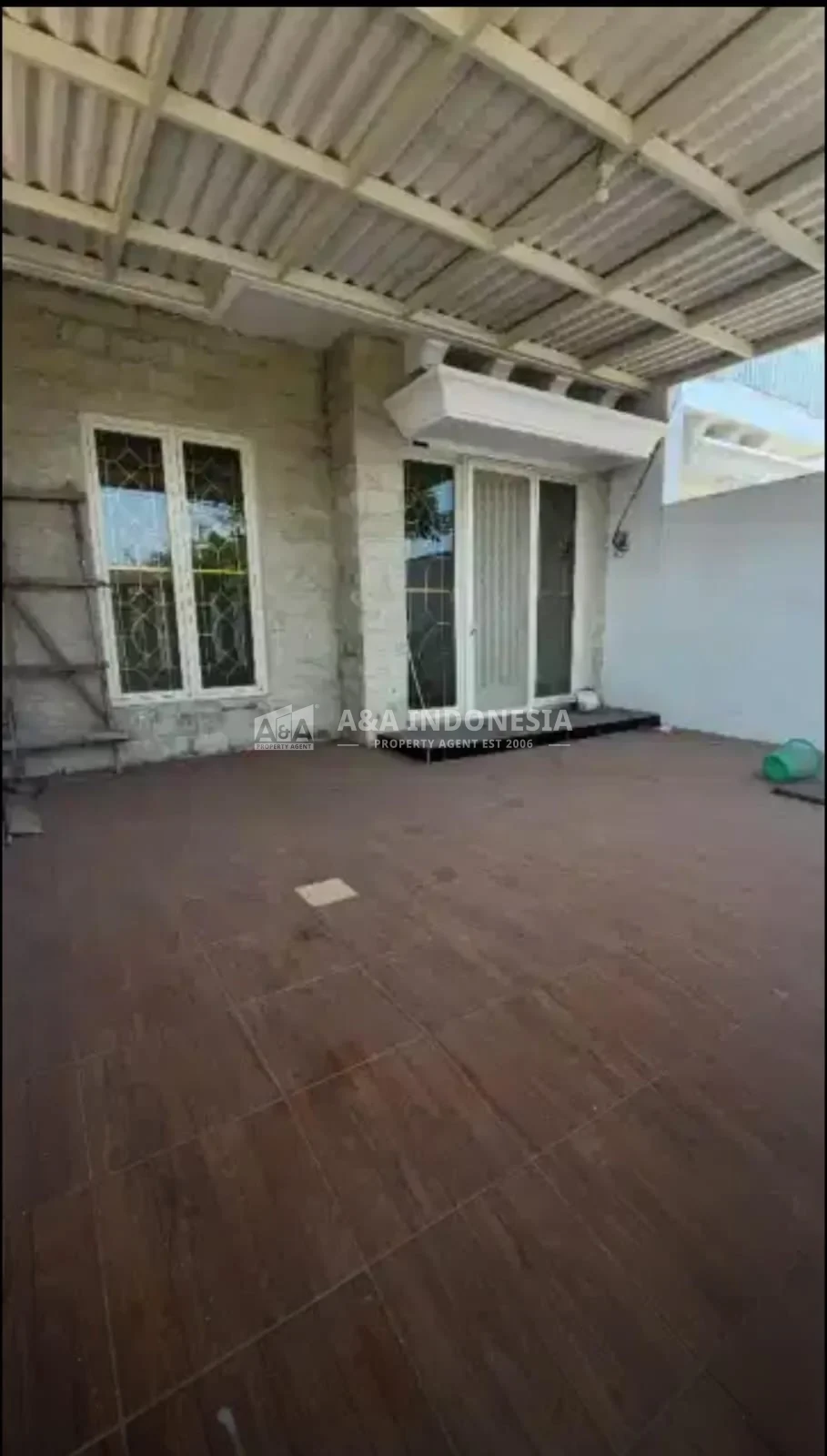 Dijual Rumah Greenlake Area Wonorejo Surabaya Timur - Thumbnail 3