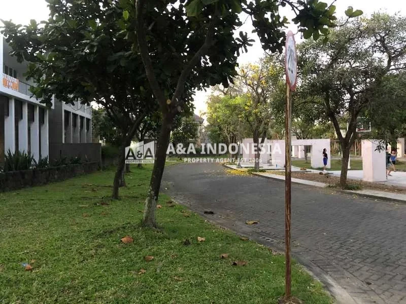 Dijual Rumah Mewah Lokasi Strategis Siap Huni Diamond Hill Citraland Surabaya Barat - Thumbnail 6