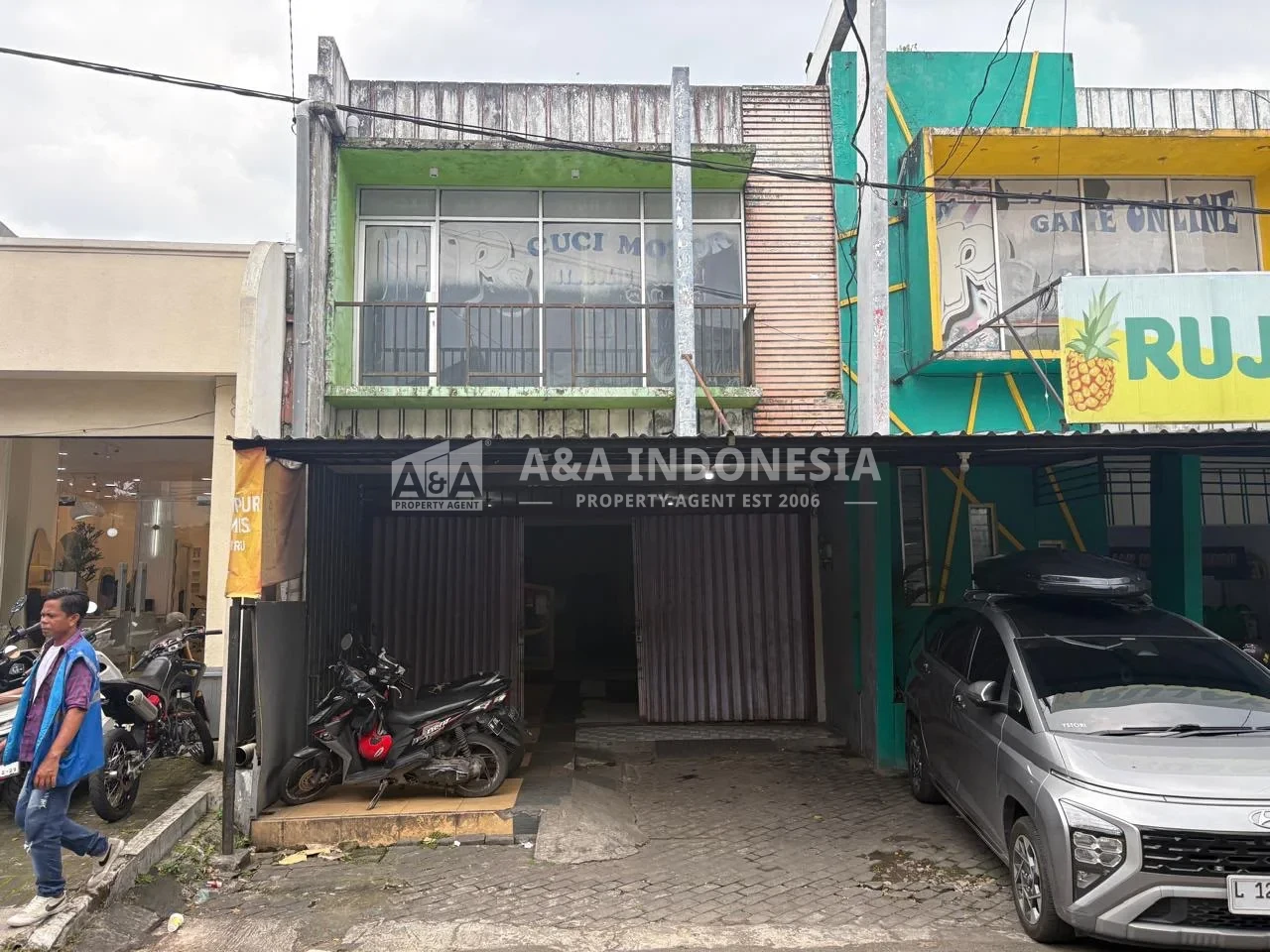 Dijual/Disewakan ruko 2 lantai lokasi strategis di Jln Rajekwesi Malang