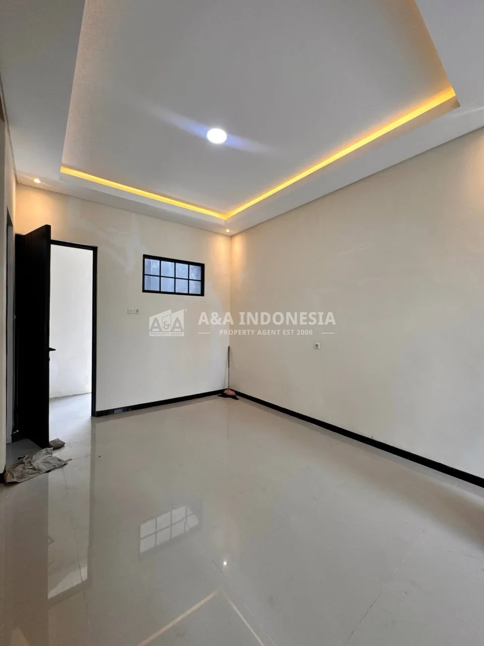 Dijual Rumah 2 Lantai Lokasi Strategis di Rungkut Harapan Surabaya Timur - Thumbnail 4