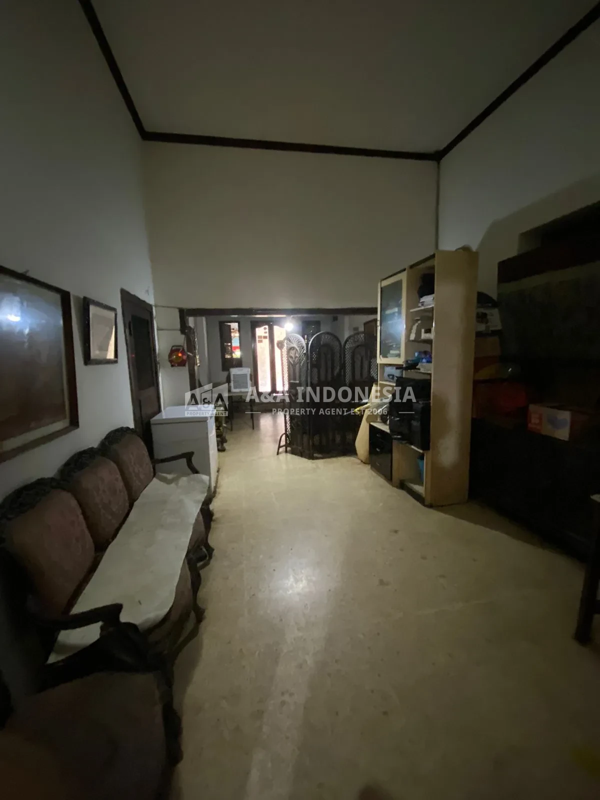 Dijual Rumah Lokasi Strategis Cocok Untuk Usaha, Kantor, Homestay 0 Jalan Raya Ciliwung Surabaya Pusat - Thumbnail 4