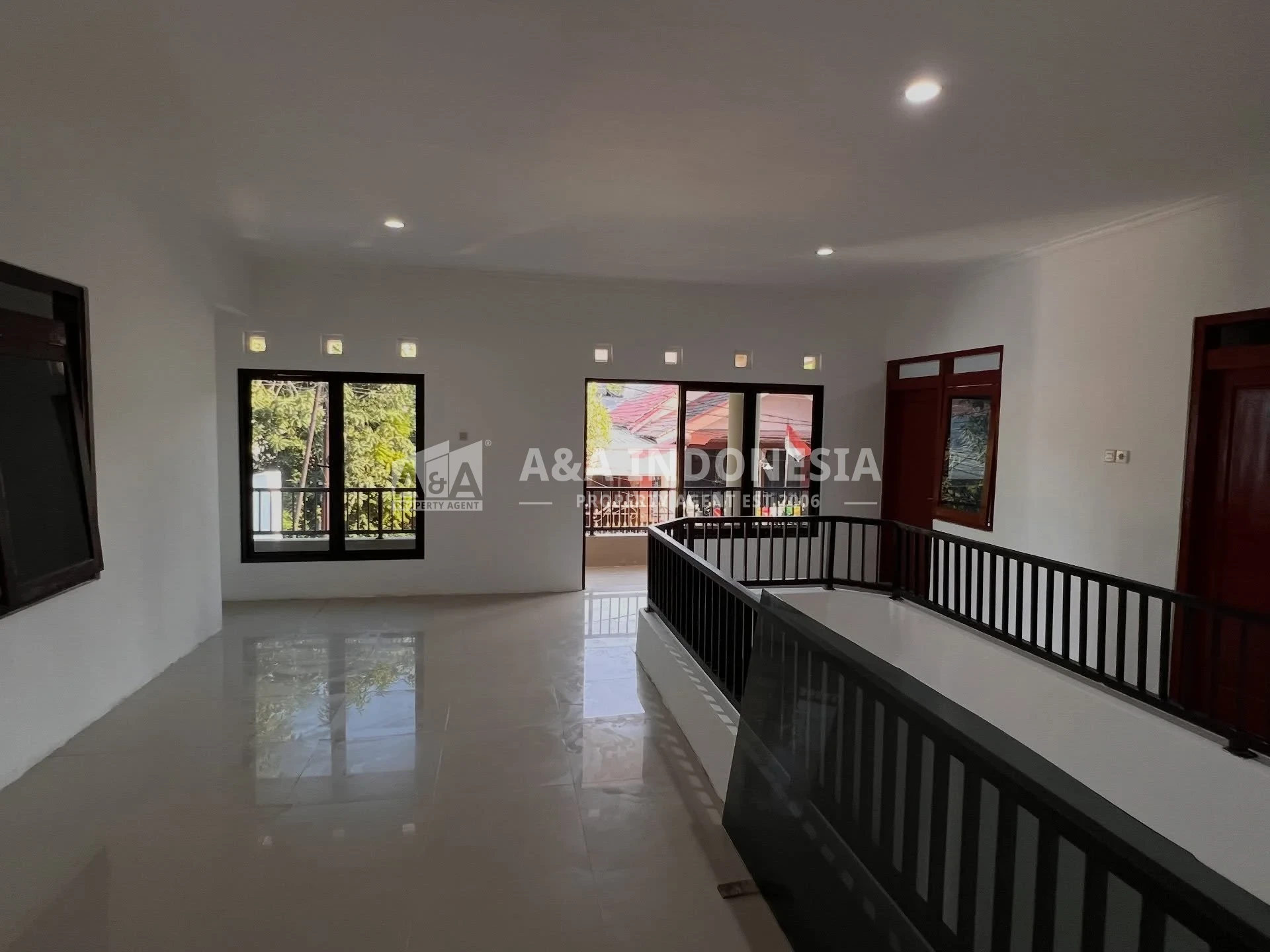 Dijual Rumah Lokasi Strategis Luas wilayah Rungkut harapan Surabaya Timur - Thumbnail 2