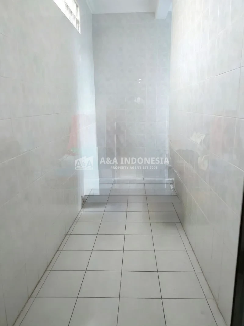 Dijual Rumah Mewah  2 Lantai SHM Di Lebak Surabaya Timur-Lokasi Strategis - Thumbnail 7