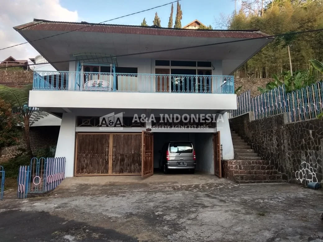 Dijual Villa Mewah 3 Lantai di Tretes - Mountain View & City View - Thumbnail 4