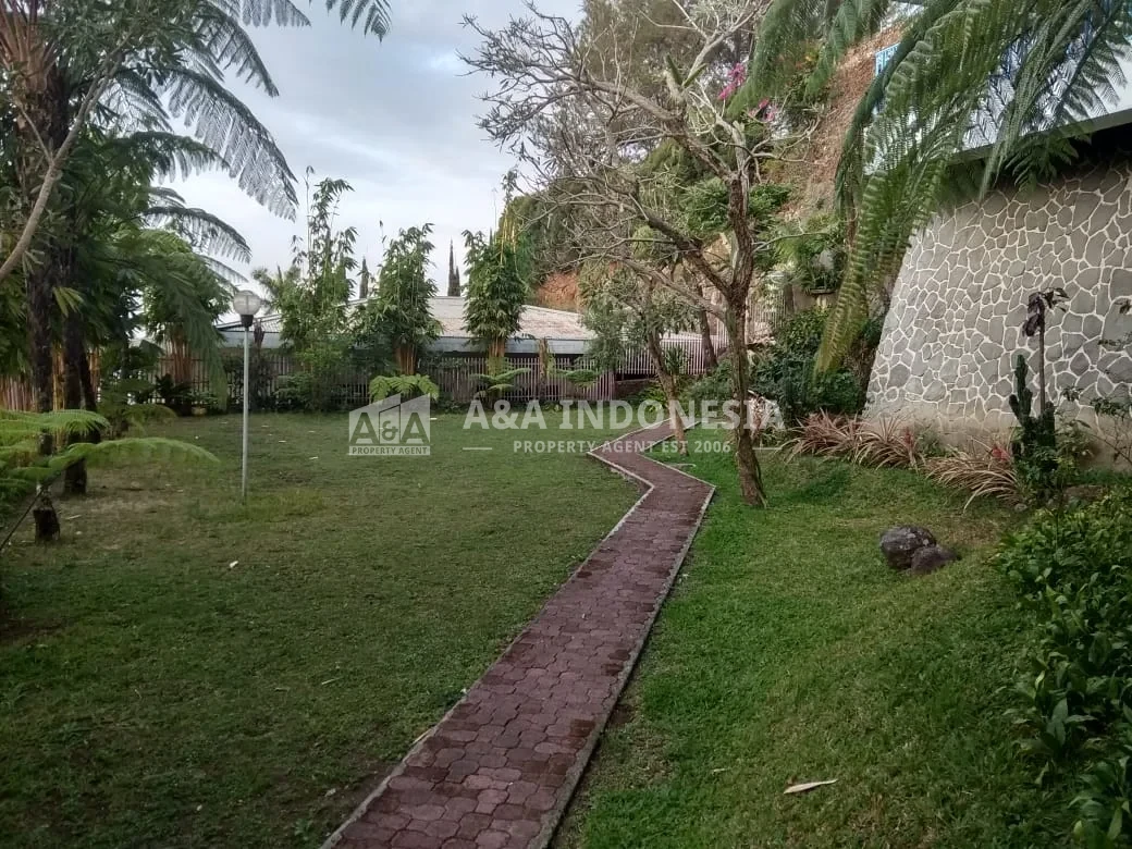 Dijual Villa Mewah 3 Lantai di Tretes - Mountain View & City View - Thumbnail 5