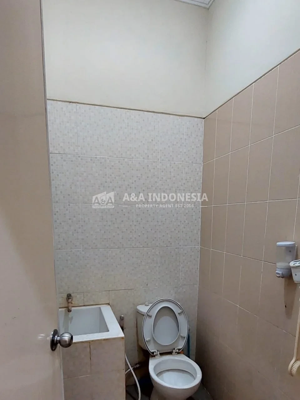 Dijual Rumah Siap Huni Furnished Di Valencia Icon, Puri Surya Jaya, Sidoarjo - Thumbnail 4