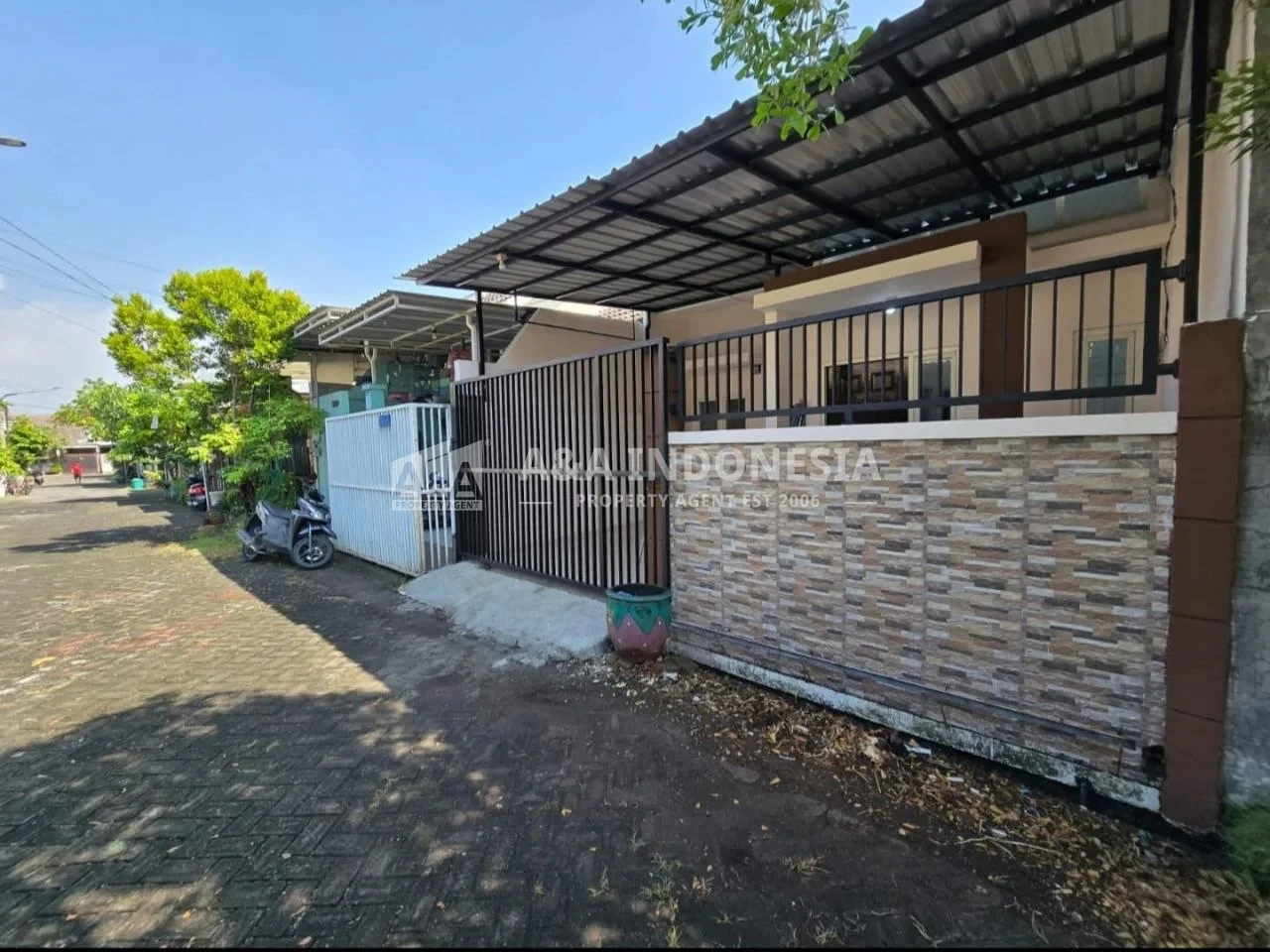 Dijual Rumah Siap Huni Lokasi Strategis Sangat Murah Griya Amerta Medayu Utara Surabaya Timur - Image 1