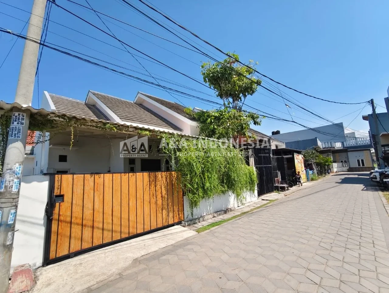 Dijual Rumah Lokasi Strategis Siap Huni Baru Gress Gunung Anyar Tambak Surabaya Timur, - Image 1