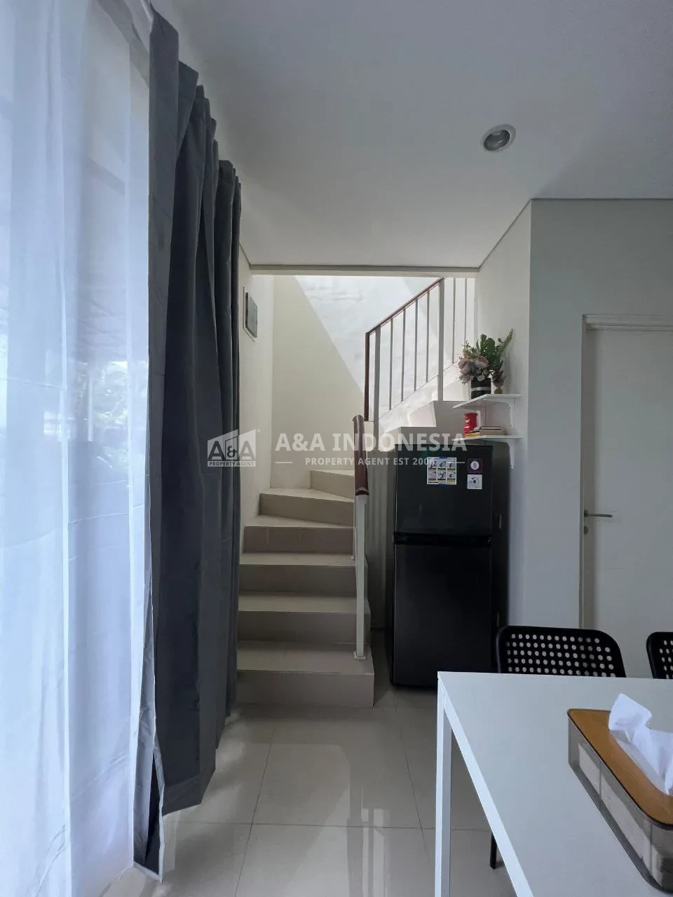 Dijual Rumah Lokasi Strategis NorthwestLake Turkana Deluxe Full Furnished Citraland Surabaya Barat - Thumbnail 6
