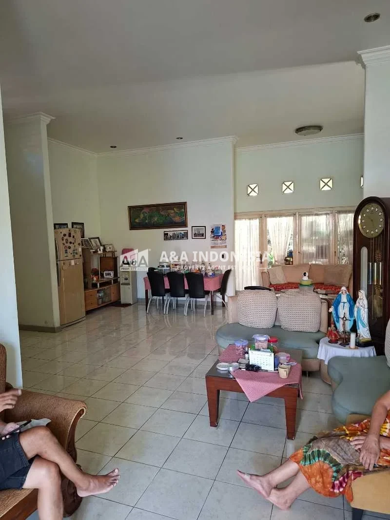 Dijual Rumah Lokasi Strategis Siap Huni Hook Jalan Tangkuban Prahu Surabaya Pusat - Thumbnail 3