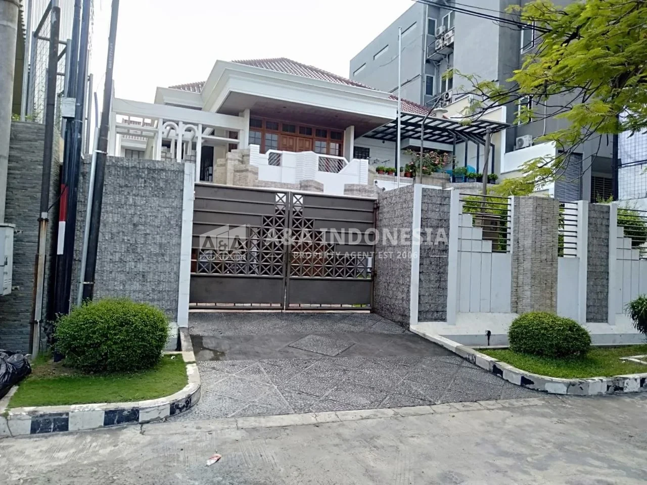 Dijual Rumah Di Jalan Cempaka, Surabaya Pusat - Thumbnail 3