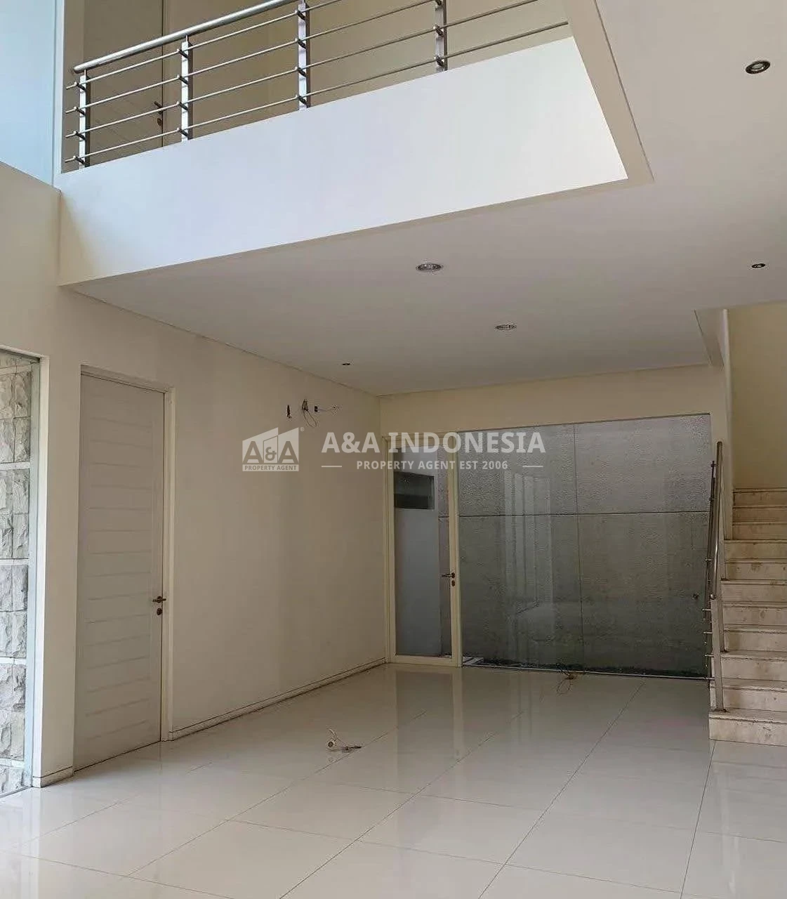 Dijual/Disewakan Rumah Raffles Garden Citraland Surabaya Barat - Thumbnail 3
