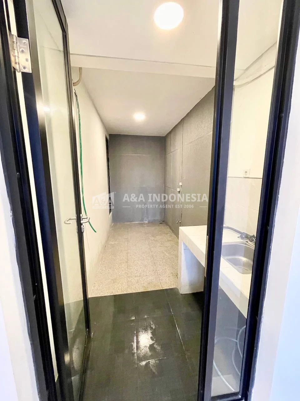 Dijual Rumah Baru Full Renovasi 2 Lantai Northwest Hill Citraland Surabaya – SHGB, Siap Huni - Thumbnail 6