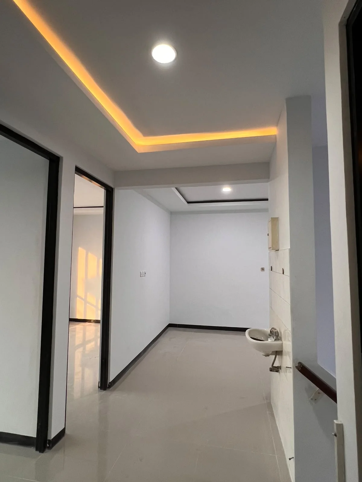 Jual Murah Rumah 2 Lantai Minimalis Nginden Intan Timur Lokasi Strategis Surabaya - Thumbnail 8