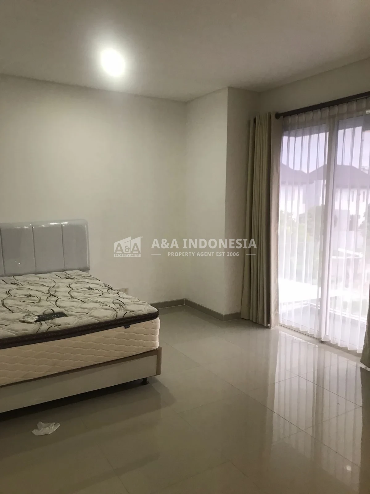 Jual Murah Rumah 2 Lantai Mewah Graha Natura Lokasi Strategis Lontar Surabaya - Thumbnail 5