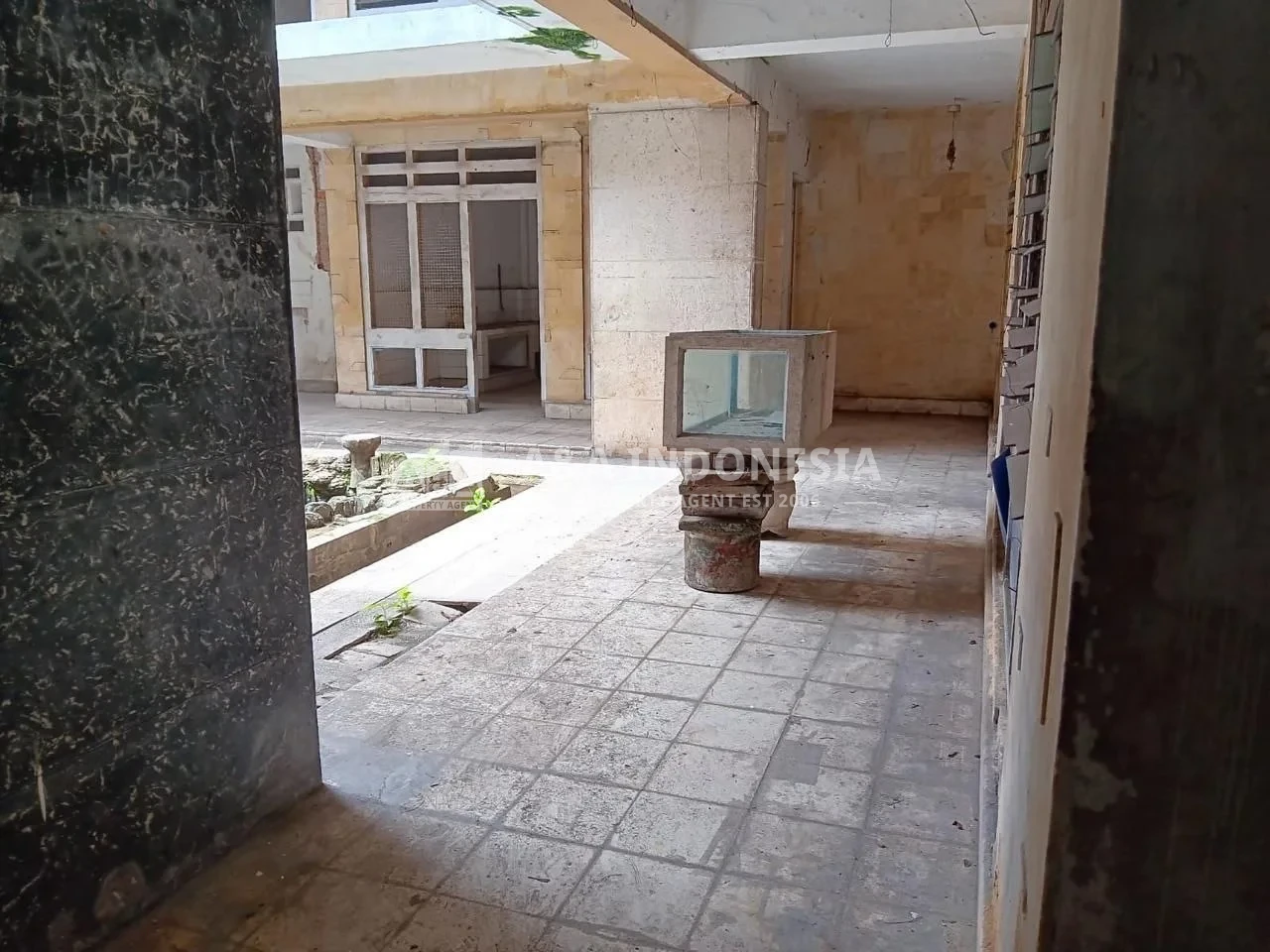 Dijual Rumah Hitung Tanah di Jalan Sulawesi Surabaya Timur - Thumbnail 3