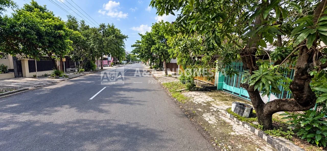 DIJUAL 2 RUMAH STRATEGIS DI RAYA NGANGEL MADYA SURABAYA TIMUR(EXCLUSIVE LISTING) - Thumbnail 3