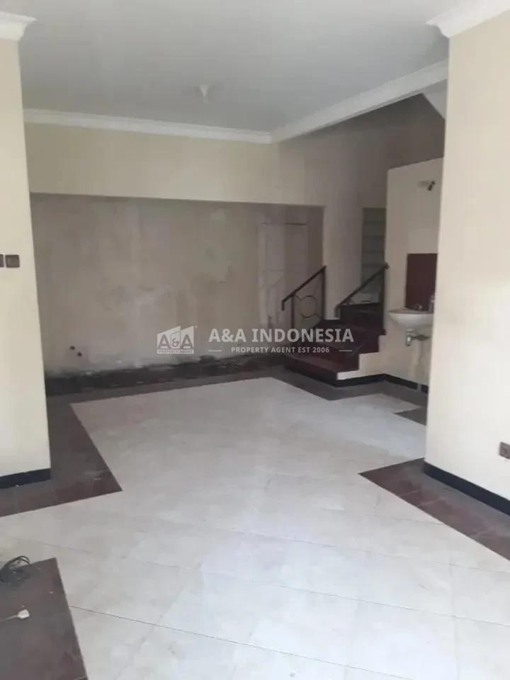 Jual Murah Rumah 2 Lantai Minimalis Mulyosari Prima Lokasi Strategis Surabaya - Thumbnail 2