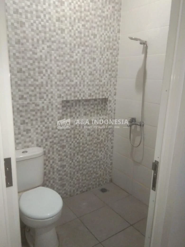 DIJUAL RUMAH SIAP HUNI DI TAMAN JAMBANGAN INDAH SURABAYA SELATAN - Thumbnail 4