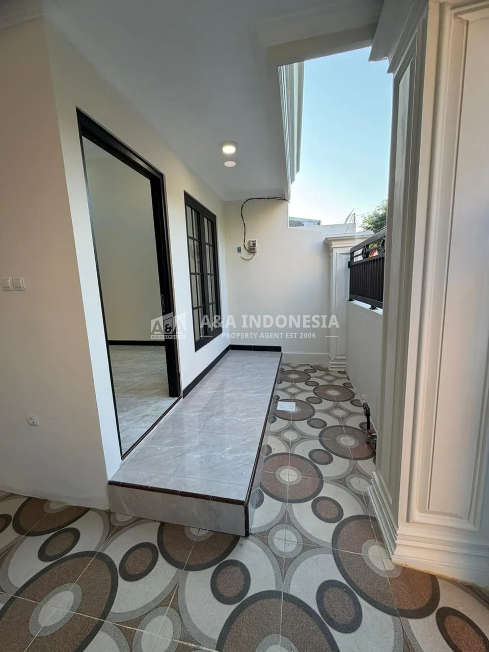 Jual Murah Rumah Baru 1 Lantai Siap Huni Kemlaten Lokasi Strategis Surabaya - Thumbnail 3