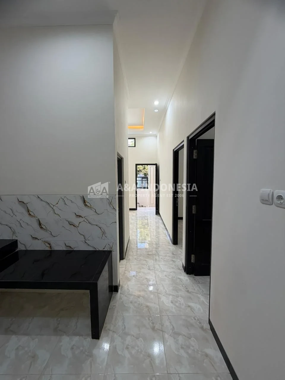 Jual Murah Rumah Baru 1 Lantai Siap Huni Kemlaten Lokasi Strategis Surabaya - Thumbnail 8