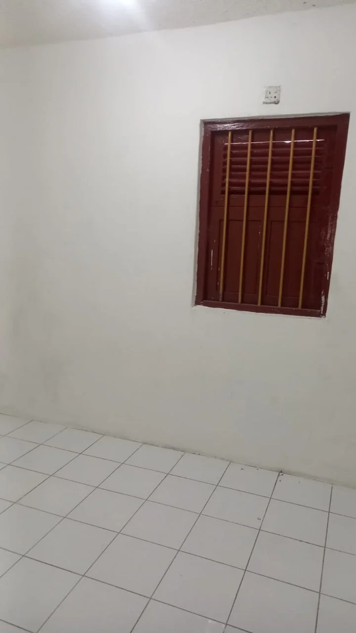 DISEWAKAN RUMAH SIAP HUNI DI PETEMON SURABAYA BARAT - Thumbnail 4