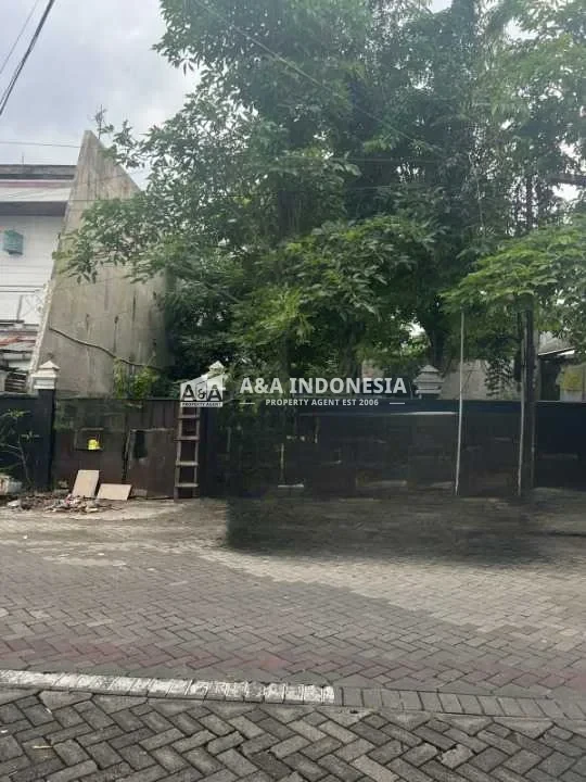 Dijual Rumah Hitung Tanah Lokasi Strategis dan Premium, Cocok Untuk Usaha Kutisari Indah Utara Surabaya Selatan