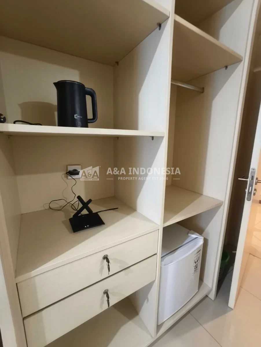 Disewakan Apartemen Orchard Surabaya Barat  Fully Furnished View City - Thumbnail 3