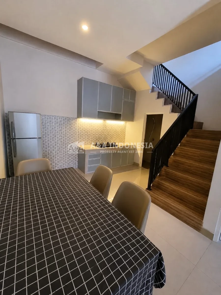 Dijual Rumah 2 Lantai Di Lebak Surabaya Timur - Thumbnail 3