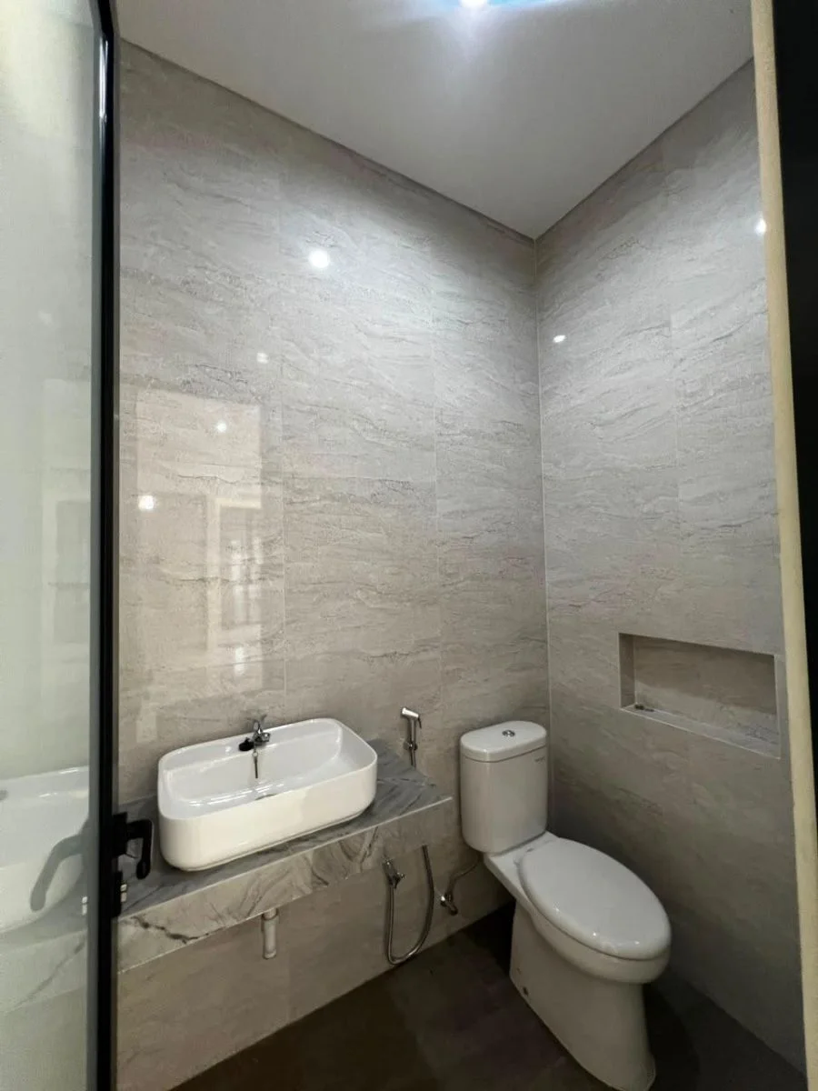 Dijual rumah baru 2 lantai dengan desain minimalis di kawasan Sorento Pakuwon City - Thumbnail 6