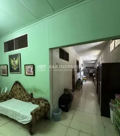 Dijual rumah premium di kawasan Petemon Barat Surabaya - Thumbnail 5