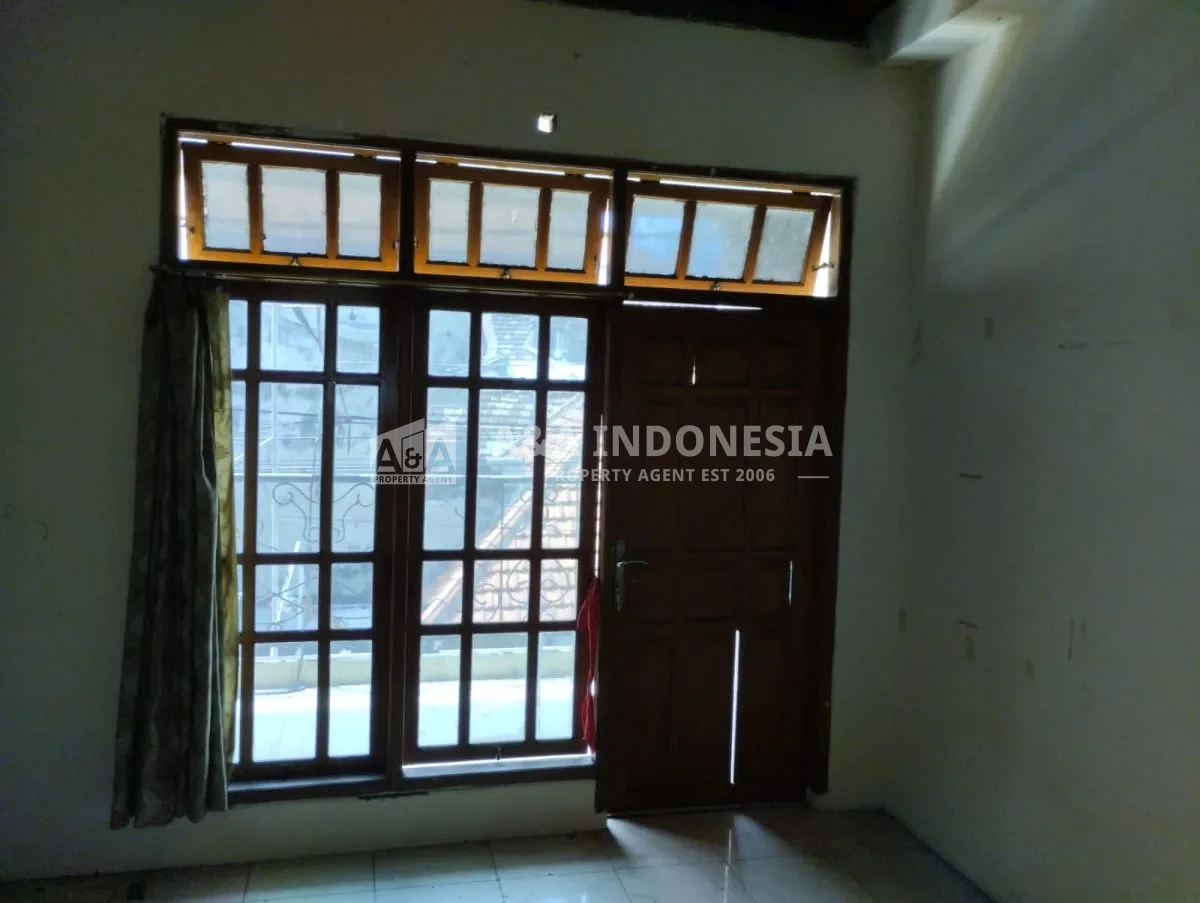 Dijual rumah usaha Murah 2 Lantai di Surabaya Timur kawasan Gubeng Kertajaya - Thumbnail 4