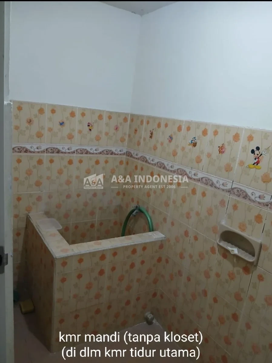 Disewakan rumah terawat dan siap huni di Griya Kebraon Barat Surabaya Barat - Thumbnail 7